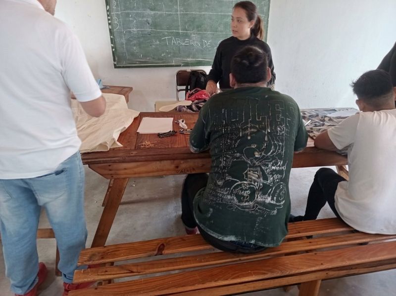 Aprender, crear y transformar: talleres de la Unidad Penal 6