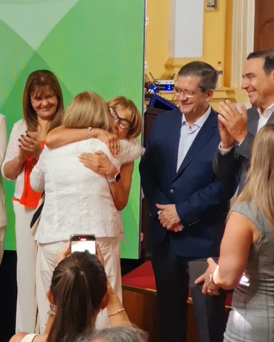 Imagen adjunta